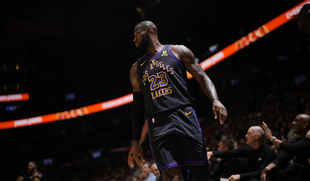 kaiyun-转折点！多伦多猛龙刷新队史纪录，荷甲今晚攻防权衡，球迷炸锅，控场能力受关注-kaiyun